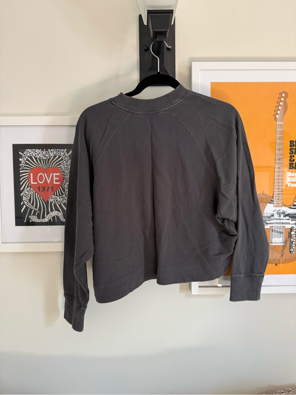 Vuori cropped sweatshirt - Picture 2 of 5